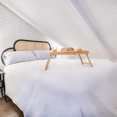 Bhost - Regina VII Apartment กอร์โดบา ภายนอก รูปภาพ