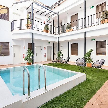 Bhost - Regina VII Apartment กอร์โดบา ภายนอก รูปภาพ
