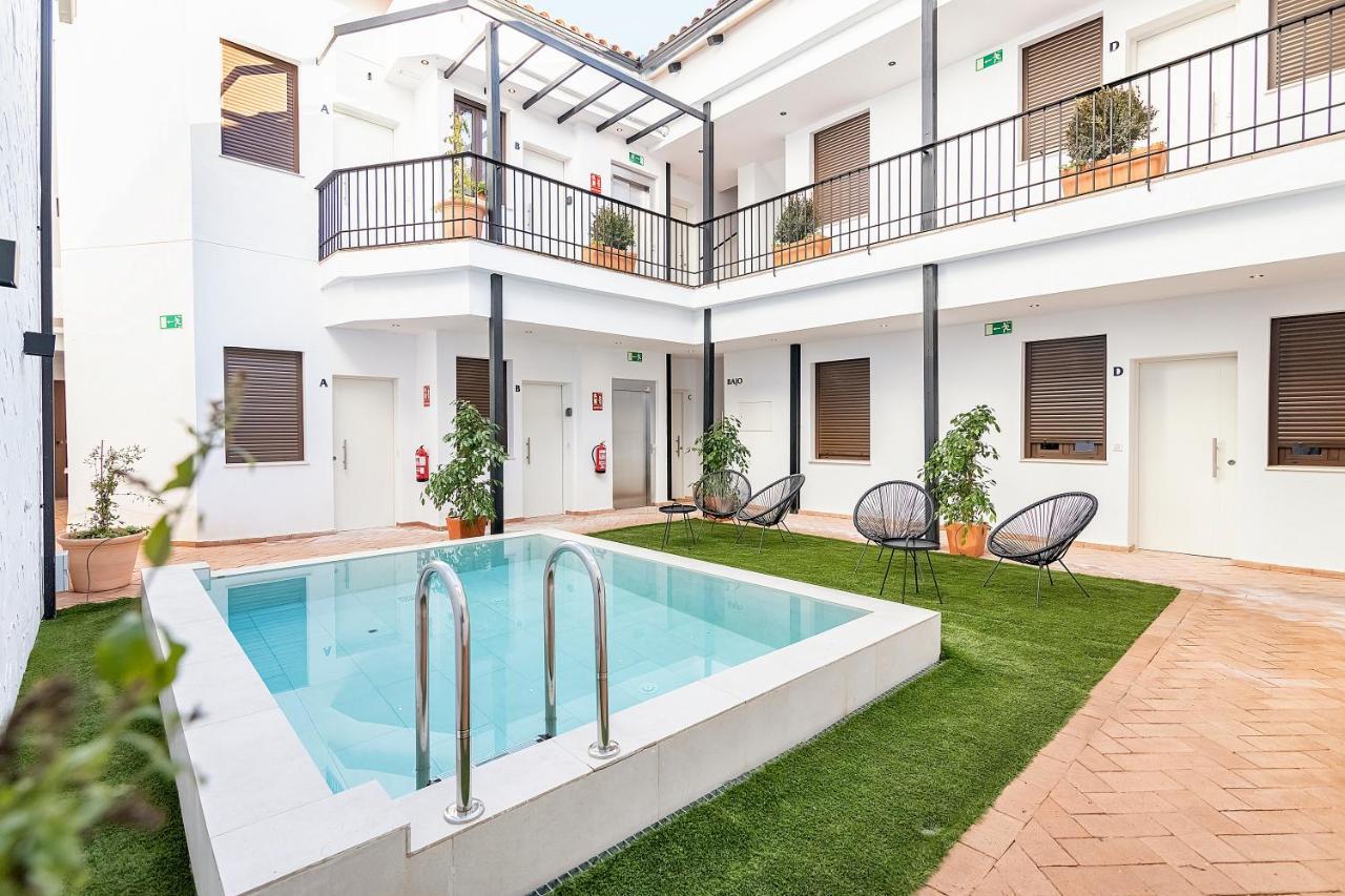 Bhost - Regina VII Apartment กอร์โดบา ภายนอก รูปภาพ